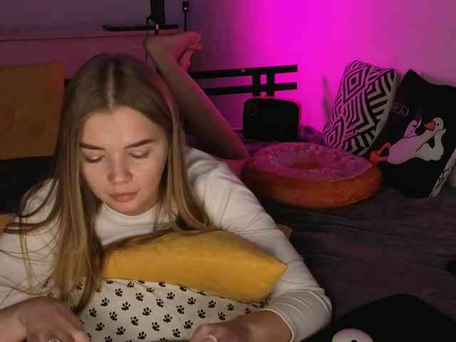 CarrieBradshaww webcam