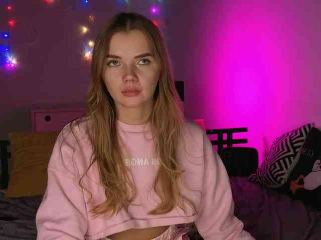 CarrieBradshaww webcam