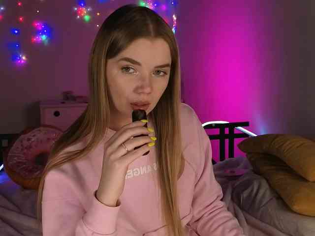 CarrieBradshaww webcam