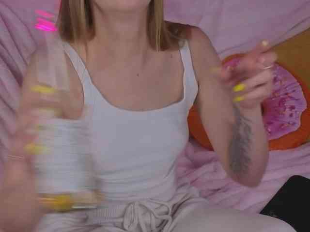 CarrieBradshaww webcam