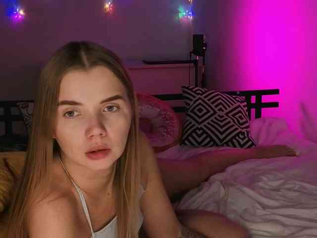 CarrieBradshaww webcam