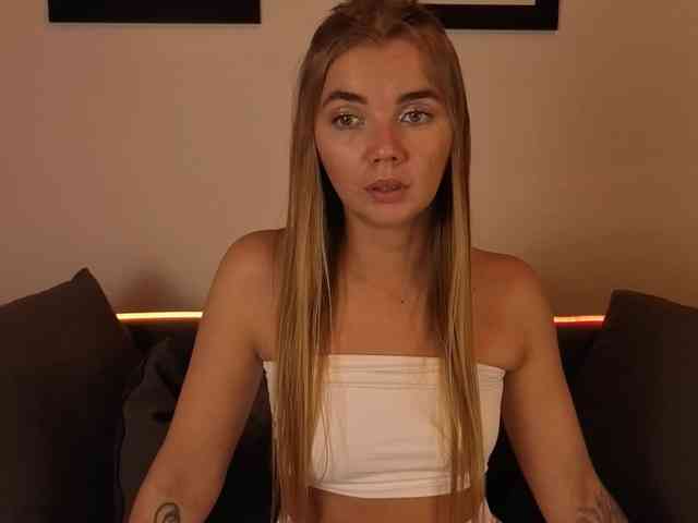 CarrieBradshaww webcam
