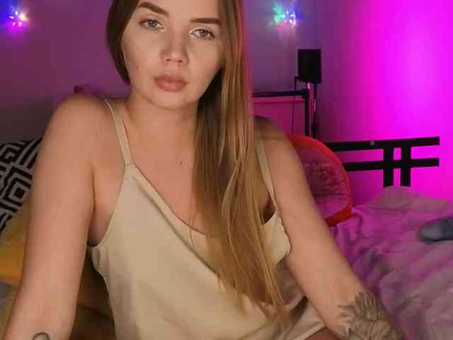 CarrieBradshaww webcam