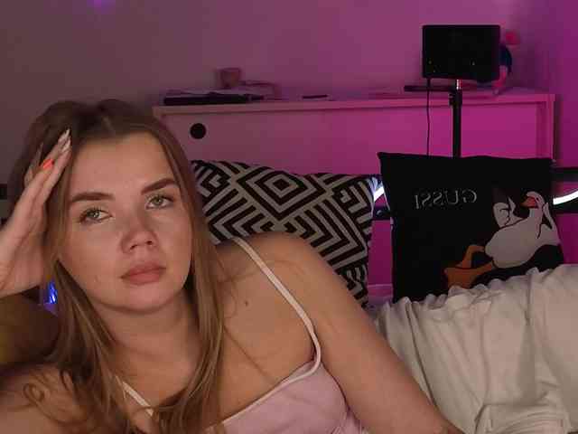 CarrieBradshaww webcam