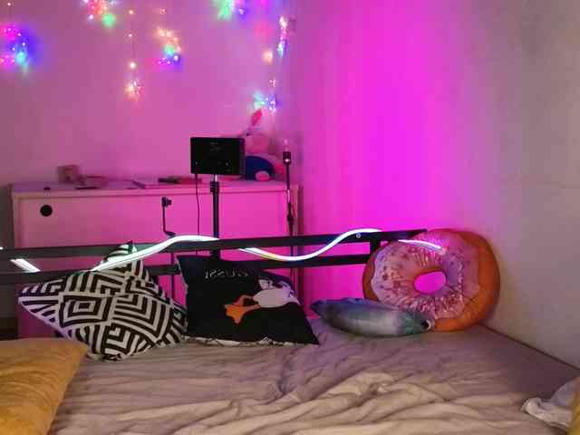 CarrieBradshaww webcam