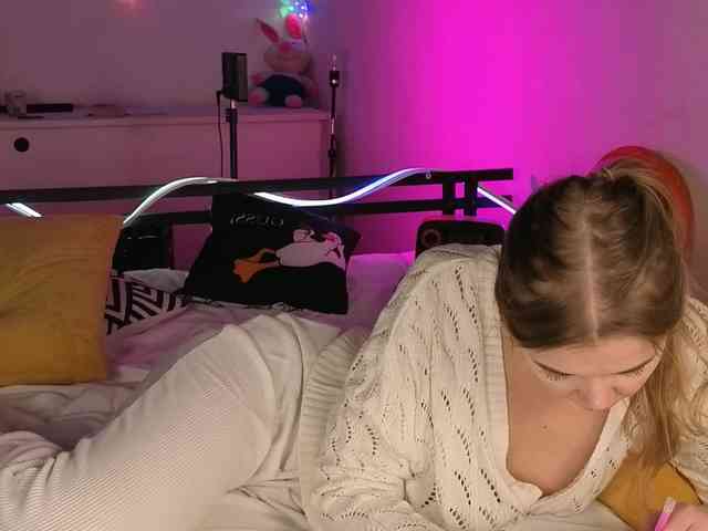 CarrieBradshaww webcam