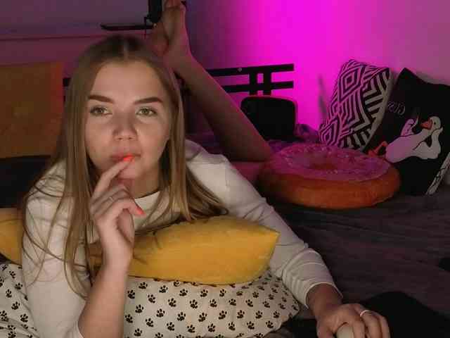 CarrieBradshaww webcam