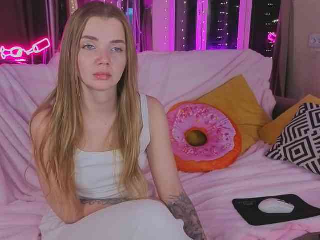 CarrieBradshaww webcam