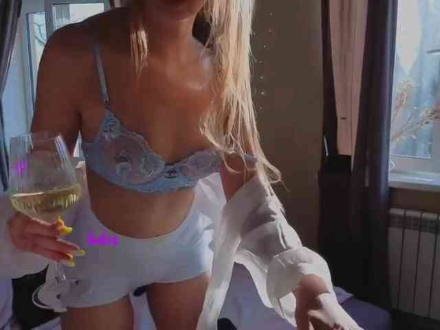 CarrieBradshaww webcam