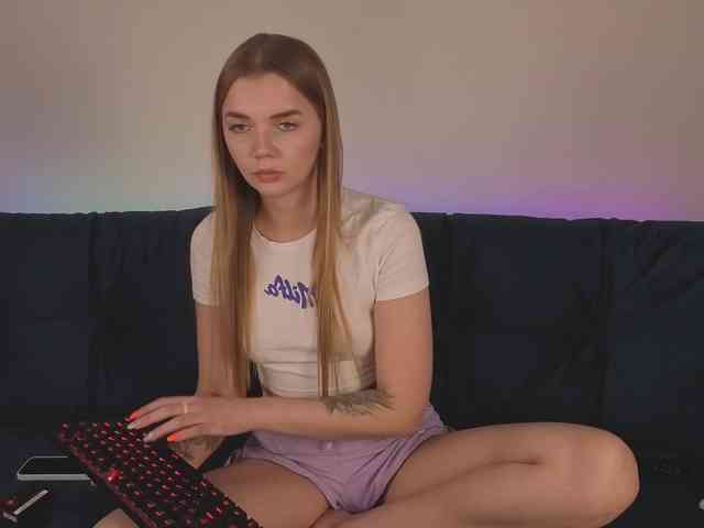 CarrieBradshaww webcam