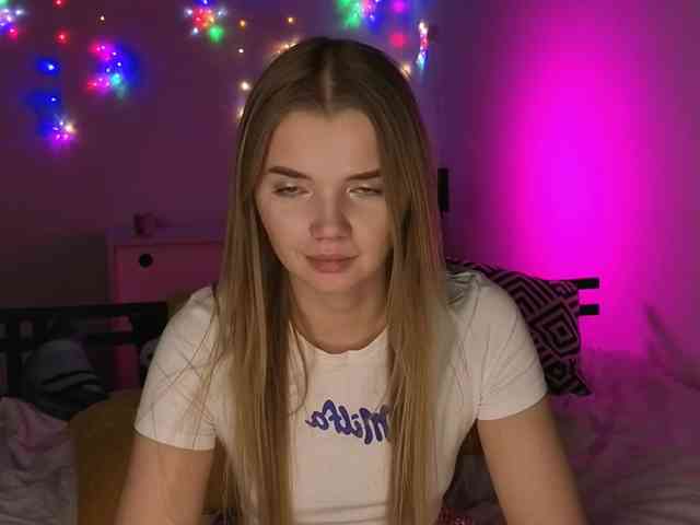 CarrieBradshaww webcam