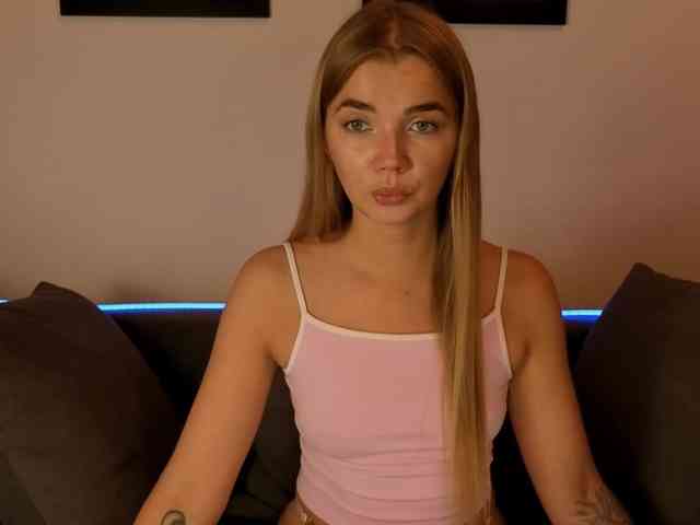 CarrieBradshaww webcam