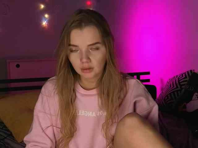 CarrieBradshaww webcam