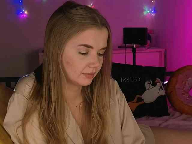 CarrieBradshaww webcam