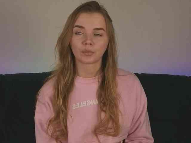 CarrieBradshaww webcam