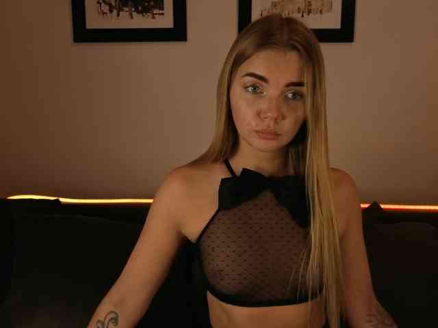 CarrieBradshaww webcam