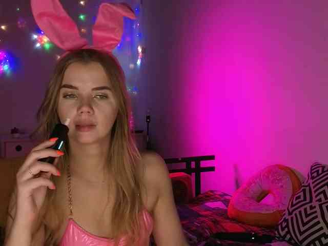 CarrieBradshaww webcam