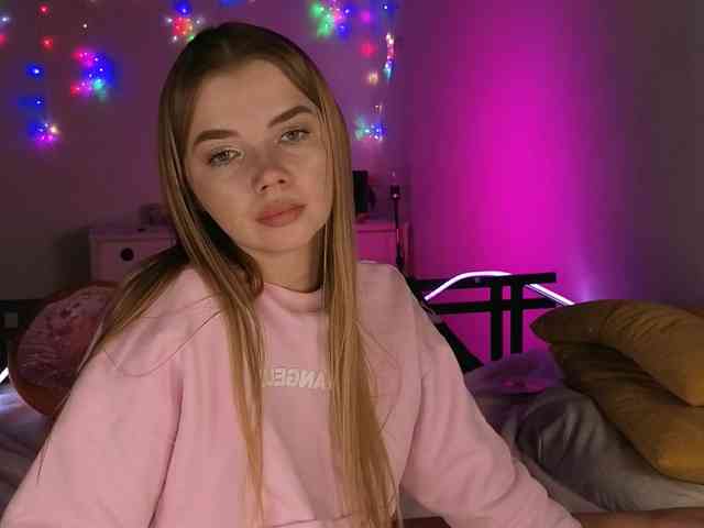 CarrieBradshaww webcam