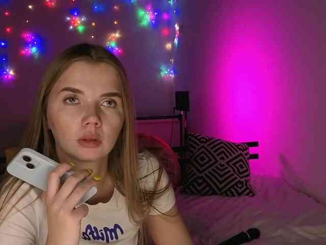 CarrieBradshaww webcam