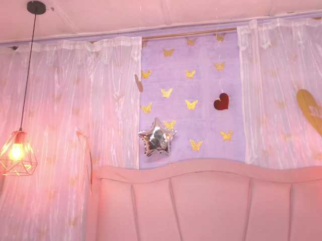 liz7skinny's BongaCams show and profile