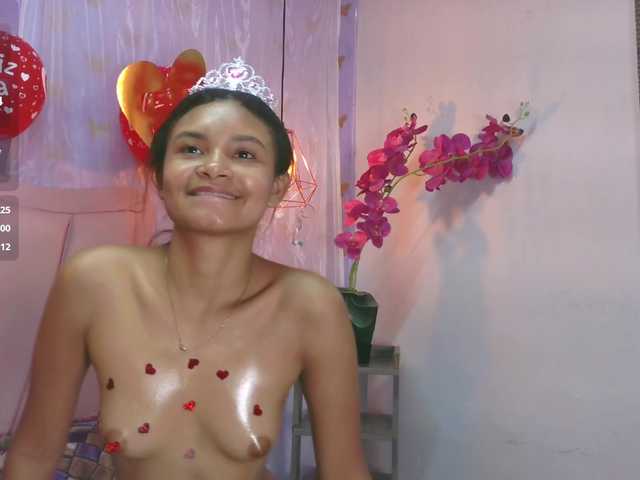 liz7skinny's BongaCams show and profile