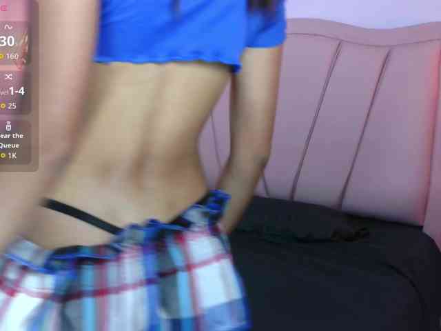 liz7skinny webcam