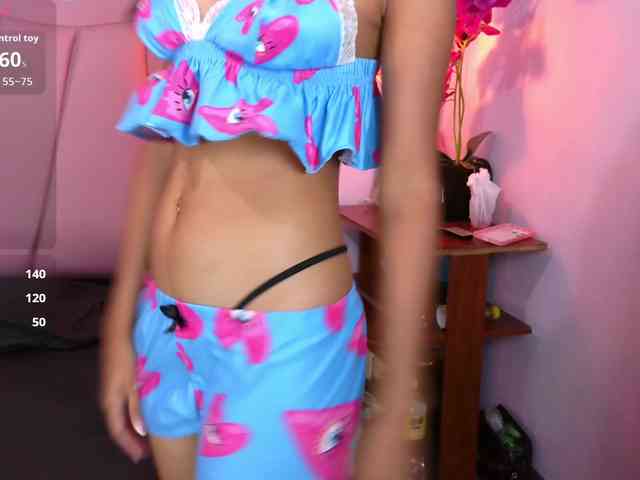liz7skinny webcam