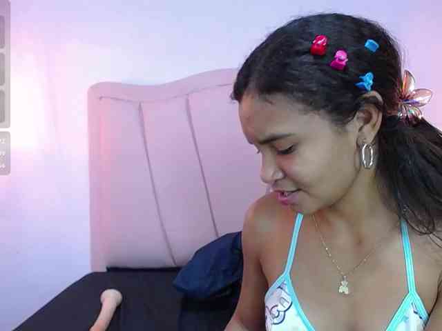 liz7skinny webcam