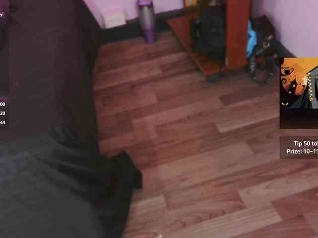 liz7skinny webcam