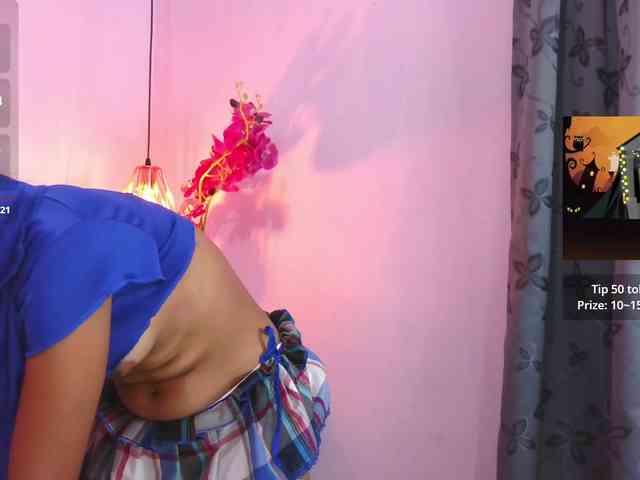 liz7skinny webcam