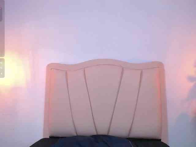 liz7skinny webcam