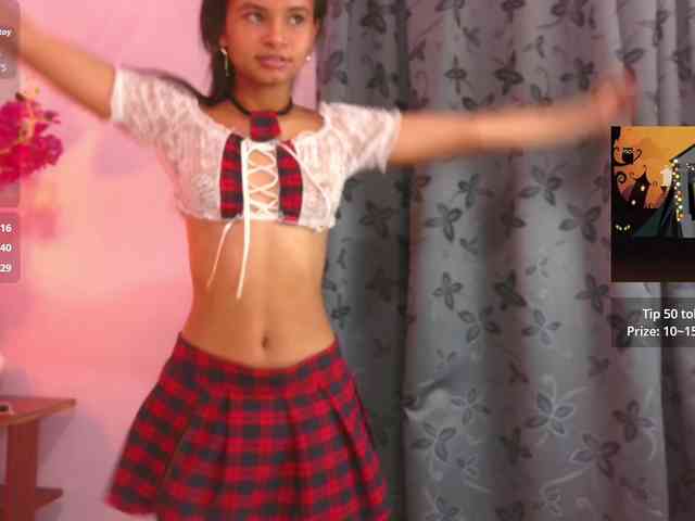 liz7skinny webcam