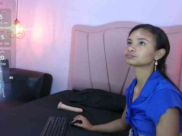 liz7skinny webcam