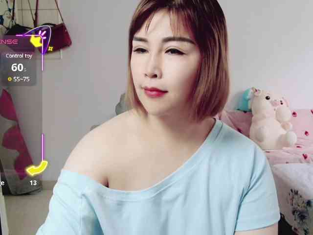 nude live chat Awamei