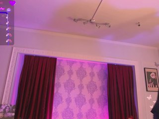 HeidiKendal Porn Show