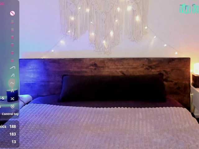 MariaMoonlight's BongaCams show and profile