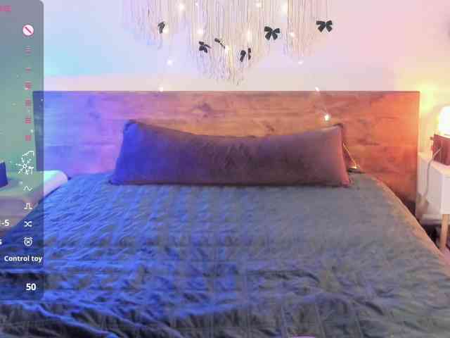 MariaMoonlight webcam