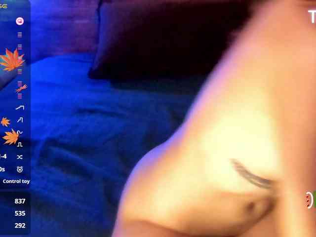 MariaMoonlight webcam