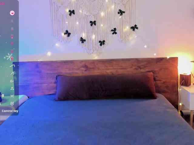 MariaMoonlight webcam