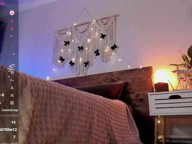 MariaMoonlight webcam