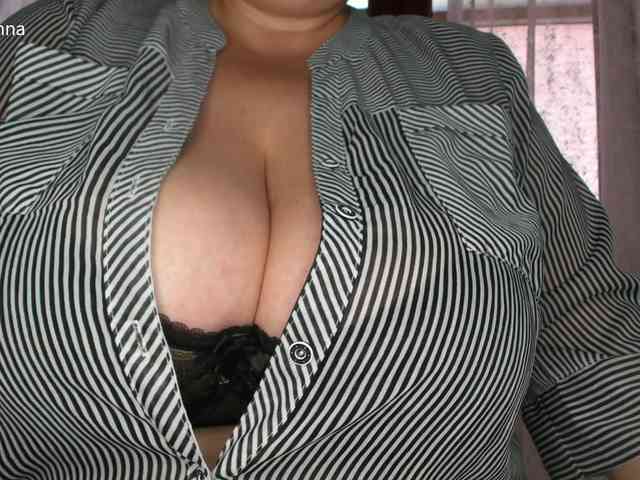 angelalleana webcam