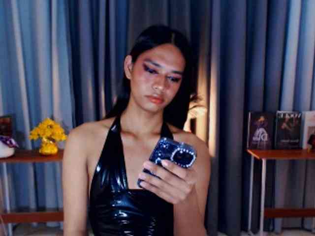UnforgettableSca... Live Webcam on BongaCams