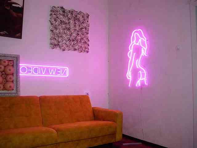 barbiedollhouse Live Webcam on BongaCams