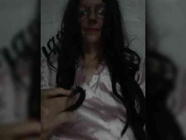 Emmie-Lise webcam