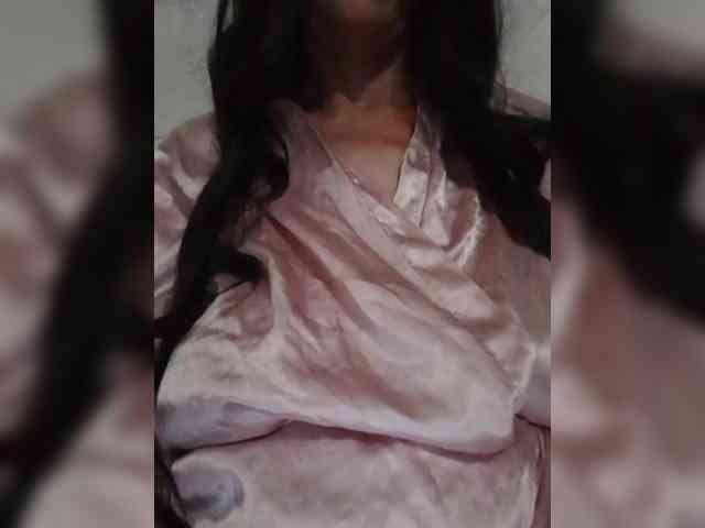 Emmie-Lise webcam