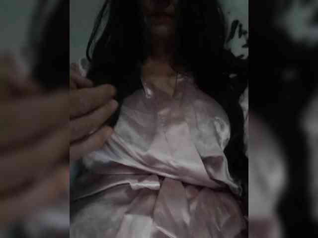 Emmie-Lise webcam