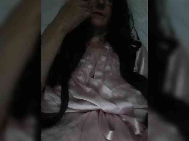 Emmie-Lise webcam