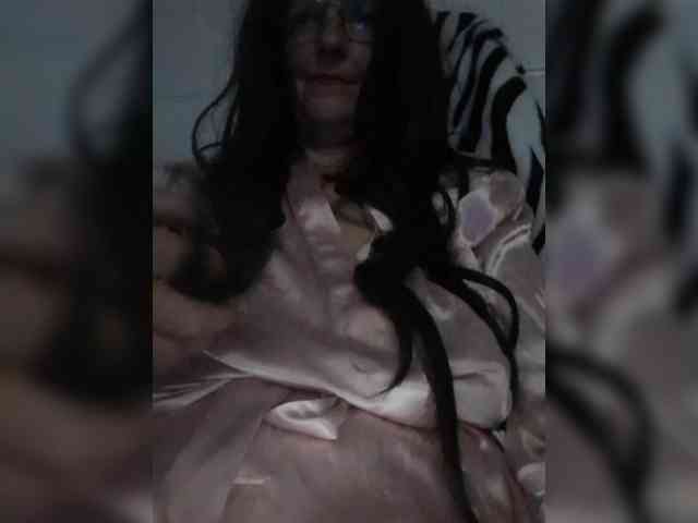 Emmie-Lise webcam