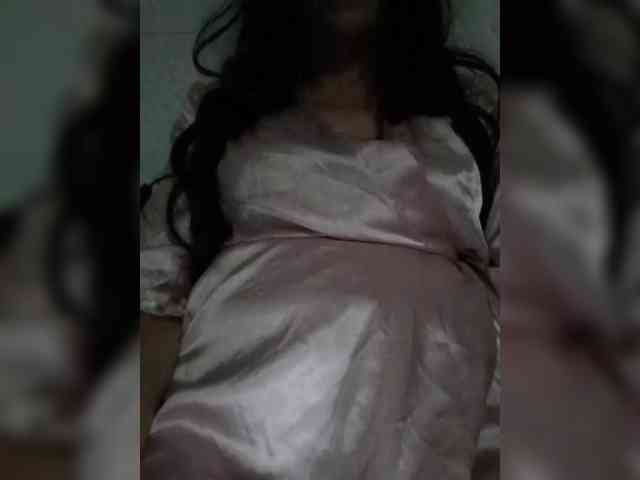 Emmie-Lise webcam