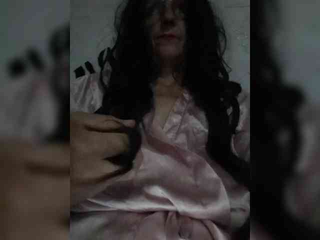 Emmie-Lise webcam